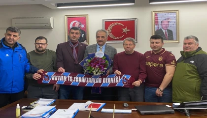 Artvin TS Taraftarları’ndan Yılmaz Boz’a ziyaret