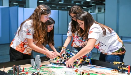 Bilim Kahramanları Fuar İzmir’de buluştu