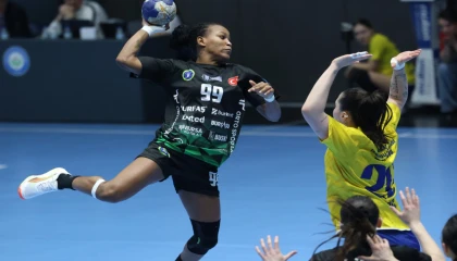 Bursa Büyükşehir Kadınlar Hentbol’de sezonu zirvede tamamladı