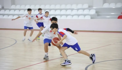 Bursa İnegöl’de Spor Festivali basketbol müsabakalarıyla start aldı