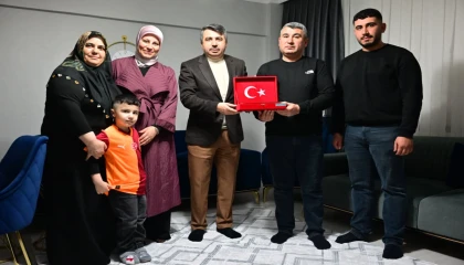 Bursa Yıldırım’da şehit ailesine Ramazan ziyareti