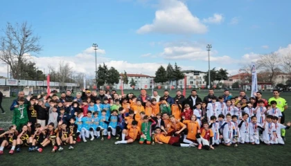 Denizli’de minik futbolculardan muhteşem final