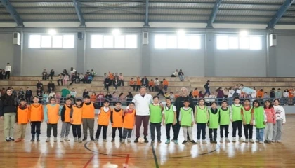 Denizli’de ‘Sınıflar Arası Futsal Turnuvası’nda heyecan sürüyor