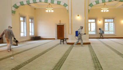 Gaziantep’te camiler mis gibi kokuyor