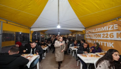 Gaziantep’te Ramazan Sokağı gönül sofrasına dönüştü