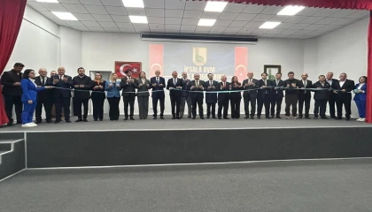 İpsala AVM kapılarını açtı