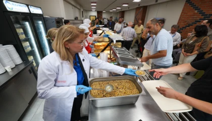 İstanbul Bakırköy sosyal dayanışmayı büyüttü
