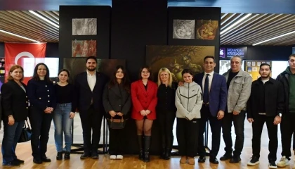 İstanbul Beylikdüzü’nde ‘Evrenler’ sergisine yoğun ilgi