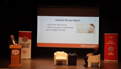 İstanbul Maltepe’de anne adaylarına ve ailelerine seminer