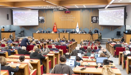 İzmir Basmane’de yapı yüksekliğine 84 metre sınırı