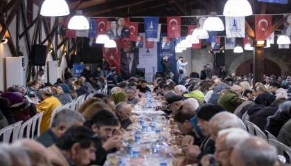 İzmir Büyükşehir Tire’de sofra kurdu