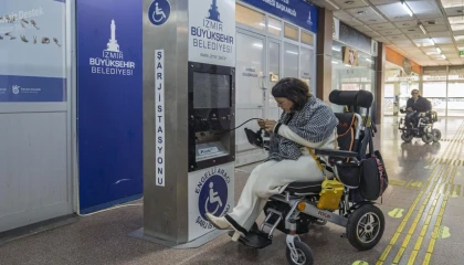 İzmir Büyükşehir’den engelli yurttaşlara ’can simidi’ hizmet