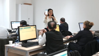 İzmir Karabağlar’da muhtarlar dijital dönüşümde