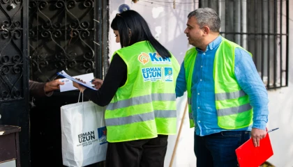 İzmir Narlıdere’de ramazan sofralarına destek