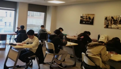 İzmir’de Efes Selçuk’ta sınav yolundaki öğrencilere destek