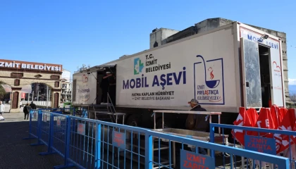 İzmit’te mobil aşeviyle her gün bin kişilik iftar