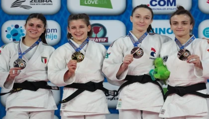 Kağıtspor’dan madalya yağmuru