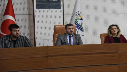 Keşan pazaryeri aidatlarında yüzde 300 tartışması meclise taşındı