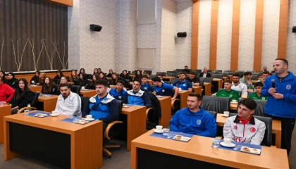 Konya Selçuklu’da sporculara moral ve destek