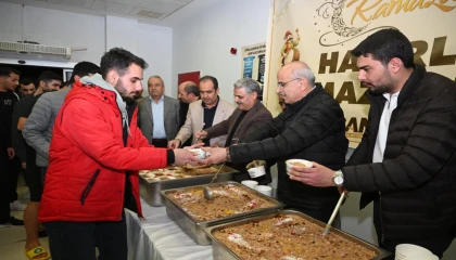 Malatya’da Başkan Er, öğrencilere gençlik yatırımlarını tanıttı