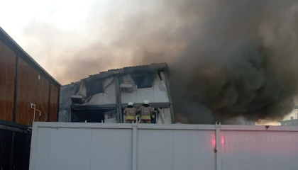 Manisa’da işçi konteynerinde çıkan yangın kontrol altına alındı