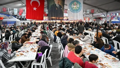 Manisa’da Ramazan’ın ilk iftarı paylaşıldı