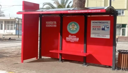 Manisa’da toplu taşıma duraklarına modern dokunuş