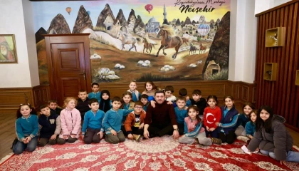 Nevşehirli öğrencilerden Başkan Rasim Arı’ya ziyaret