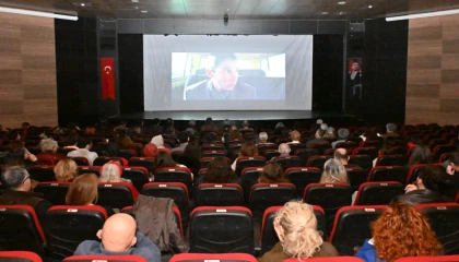 Ödüllere doymayan “Tavşan İmparatorluğu” izleyiciyle buluştu