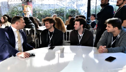 Üniversite öğrencileri için şeffaf ve güvenli burs dayanışması başlıyor