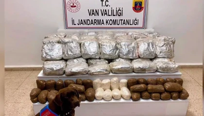 Van ve Hakkari’de 406 kilogram uyuşturucu ele geçirildi