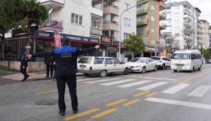 Zabıta minibüslere göz açtırmıyor