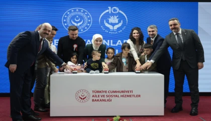 661 şehit, gazi ve yakını kamuya atandı... Şehit ve gazi çocuklarına ’25 Yaş Tanıtım Kartı’