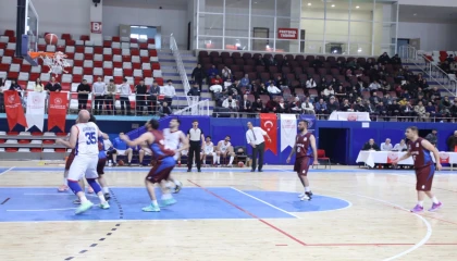 Ağrı Gençlik Spor potada farklı kazandı
