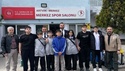 Artvinli taekwondocular madalya için Antalya’ya gitti