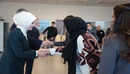 Bakan Göktaş, personeli ile bayramlaştı