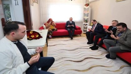 Başkan Büyükakın’dan şehit ailesine bayram ziyareti