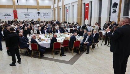 Başkan Özarslan, Başkent’in ilçeleriyle iftar sofrasında buluştu