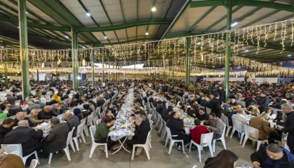 Başkan Seçer Tarsuslularla iftar sofrasında buluştu