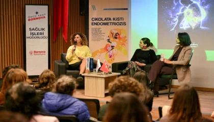 Bornova’da kadınlar deneyimlerini paylaştı, uzmanlar endometriozisi anlattı