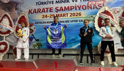 Bursa Büyükşehir Belediyesporlu karateciler Türkiye Şampiyonası’nda parladı