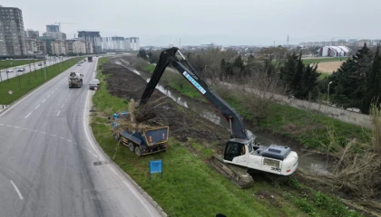 Bursa’da Ayafatma Deresi’nde kapsamlı temizlik