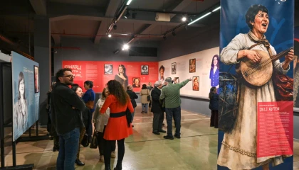 ‘Çınarlı Kentin Kadınları’nın dünyasına yolculuk