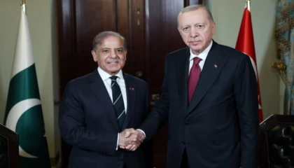 Cumhurbaşkanı Erdoğan, Şahbaz Şerif’le görüştü.. Erdoğan’ın barış diplomasisi sürüyor
