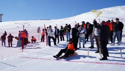Erciyes’te Geleneksel Kızak Türkiye Şampiyonası heyecanı