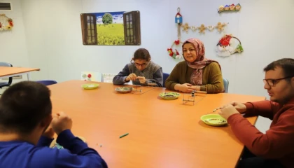 Eskişehir’de özel bireyler sosyal hayata renk katıyor