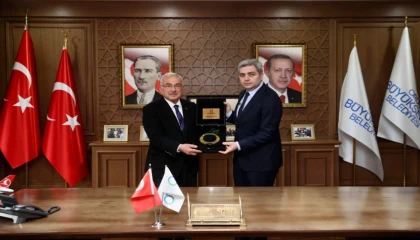 Gürcistan Büyükelçisi Kalandia’dan Başkan Güler’e ziyaret