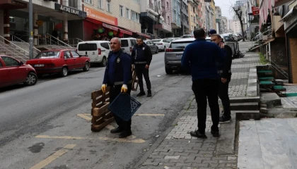 İstanbul Maltepe’deki işgallere zabıta müdahalesi sürüyor