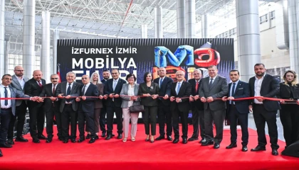 İZFURNEX 2026 İzmir Mobilya Fuarı kapılarını açtı