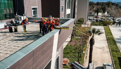 İzmir Adliyesi’nde nefes kesen bomba tatbikatı